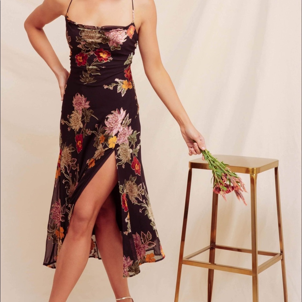 ASTR Gaia Floral Midi Dress